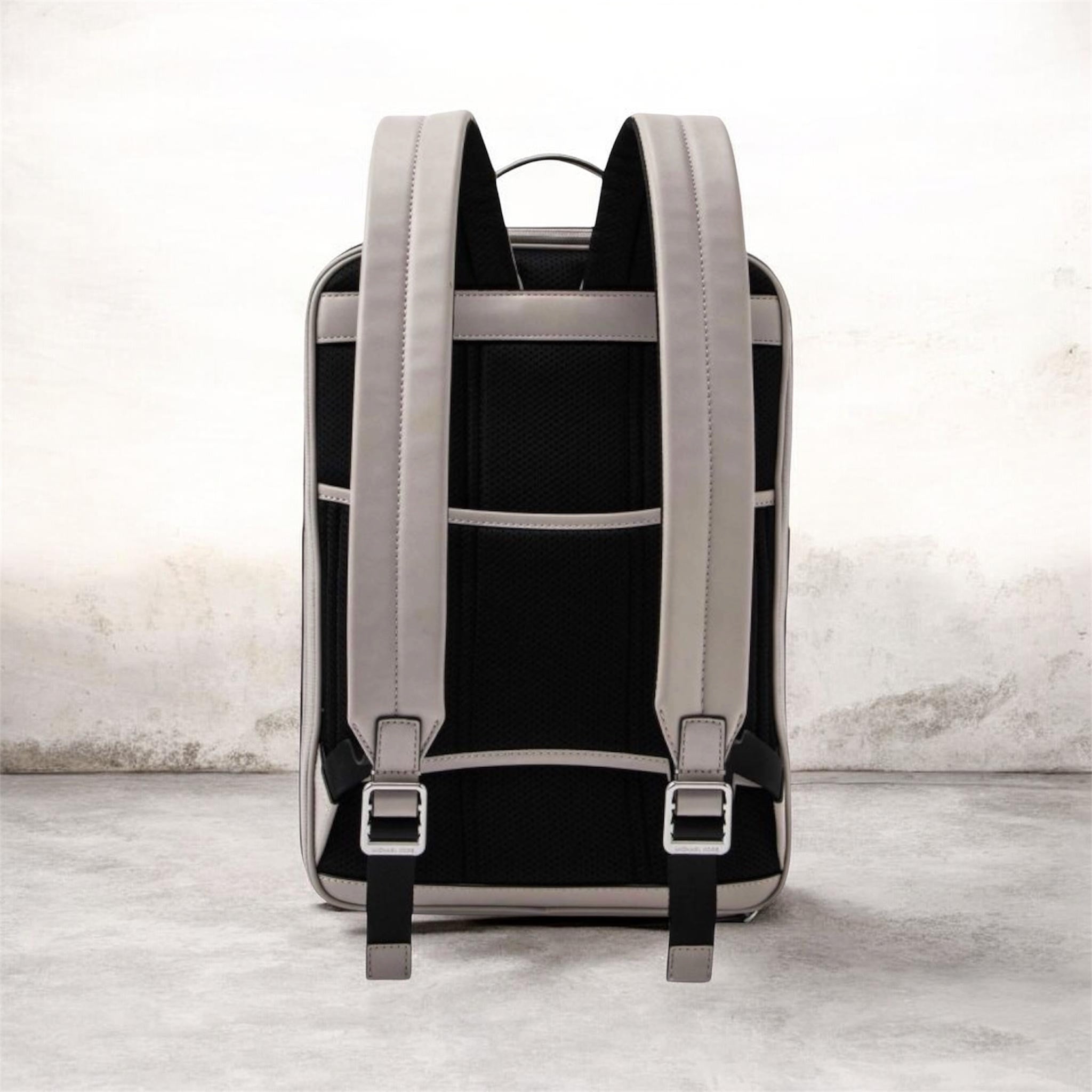 Sac à Dos Cooper Business Backpack - Pearl Grey - Michael Kors